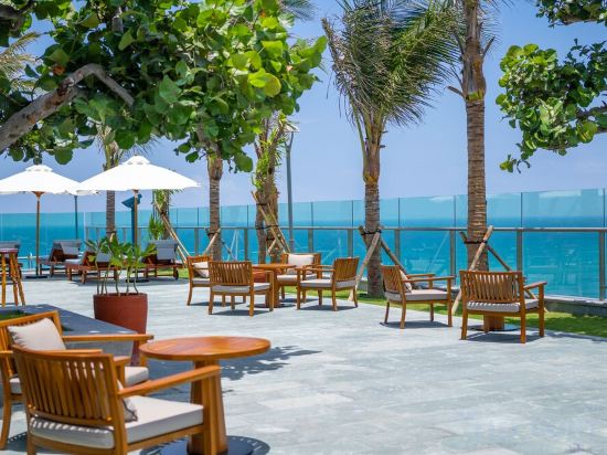 Фото Sala Grand TuyHoa Hotel