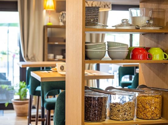 Фото Hôtel Saint Laurent