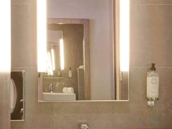 Фото Best Western Plus Paris Velizy