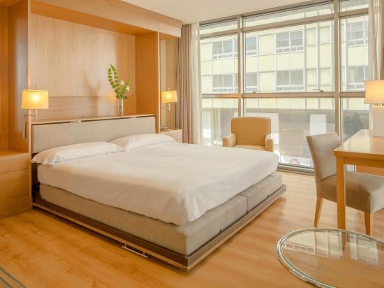 Фото Hesperia A Coruña Centro