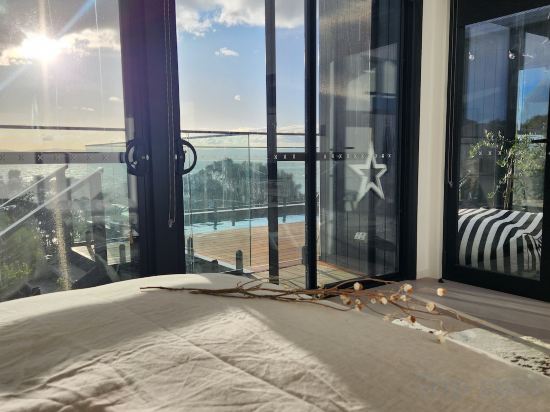 Фото Black + Shack