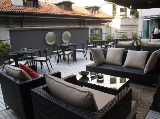 Фото Sina The Gray