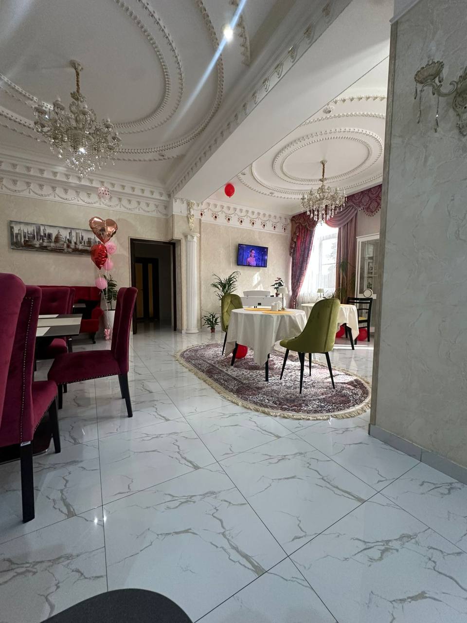 Фото Империя