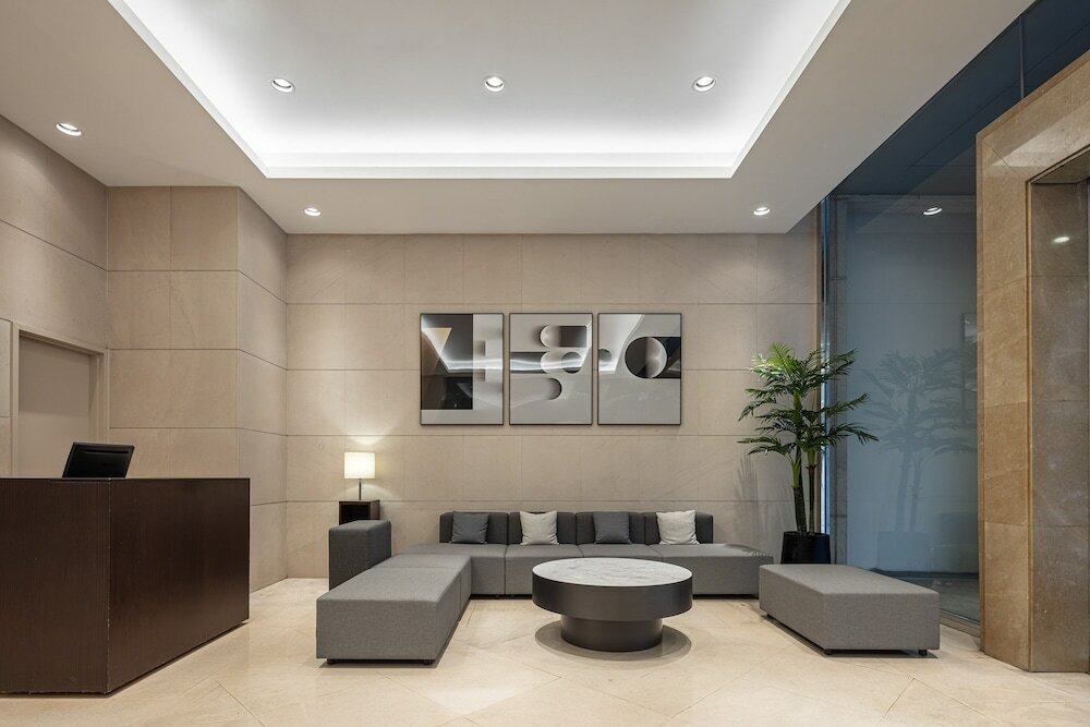 Фото Lakeshore Hotel Metropolis I