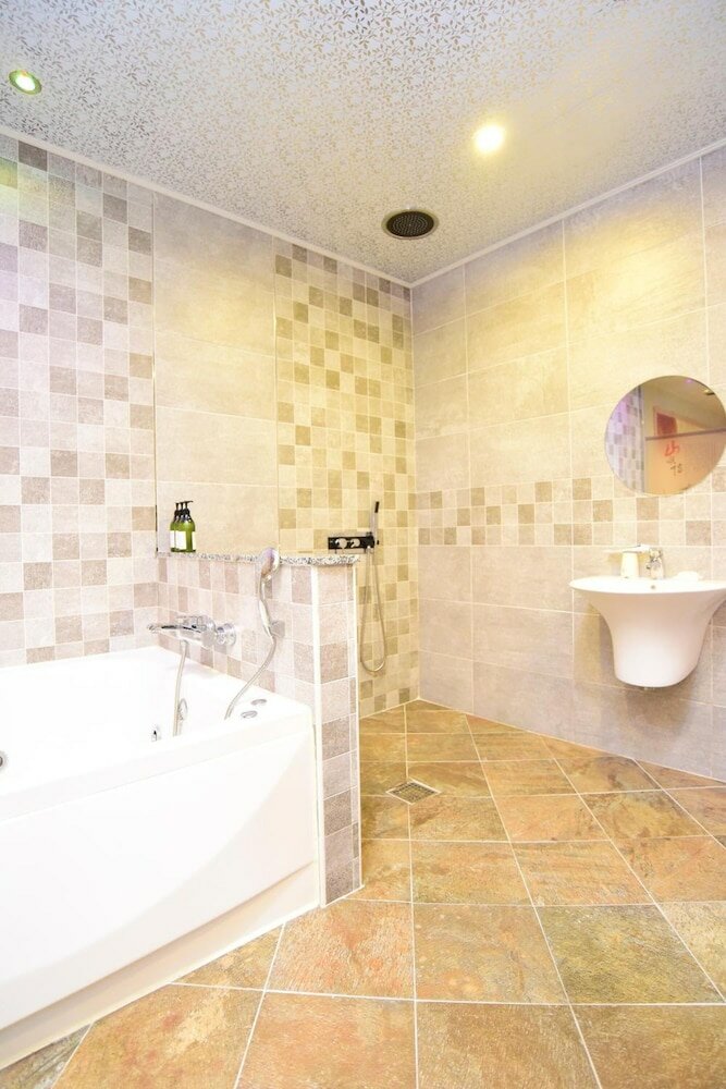 Фото V Hotel Munhyun