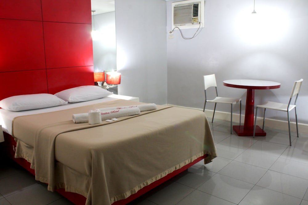 Фото New Winston Hotel