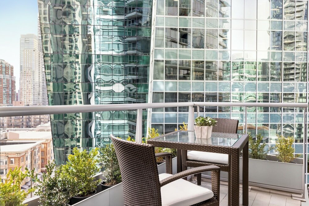 Фото Hyatt Vancouver Downtown Alberni