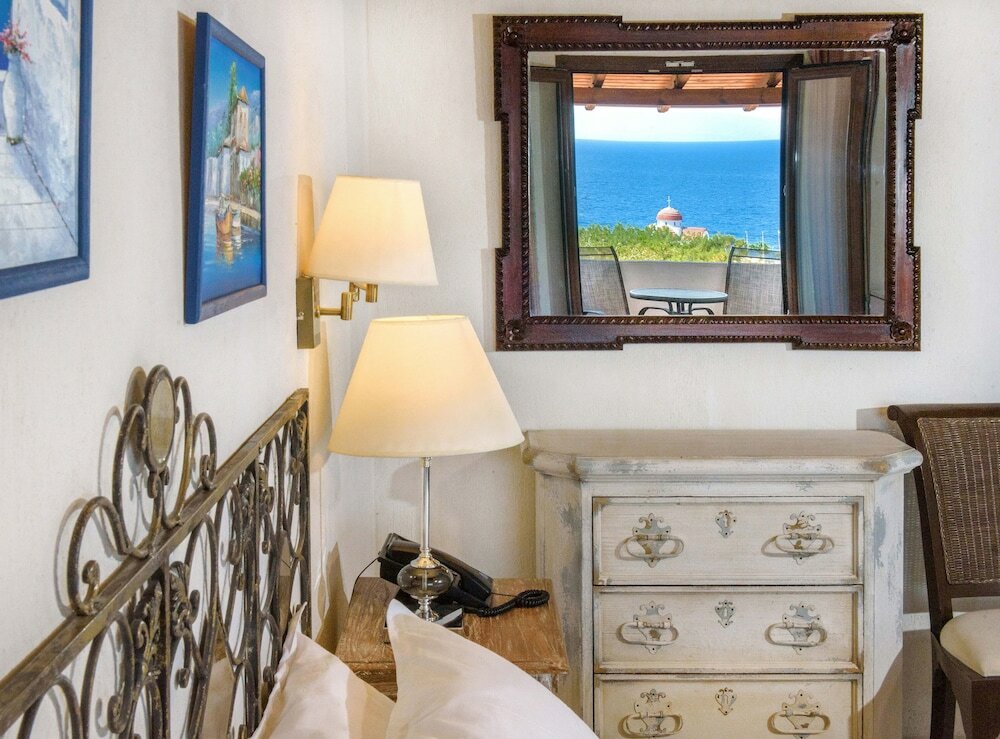 Фото Leandros Hotel