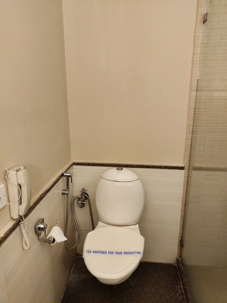 Фото Chanakya Bnr Hotel