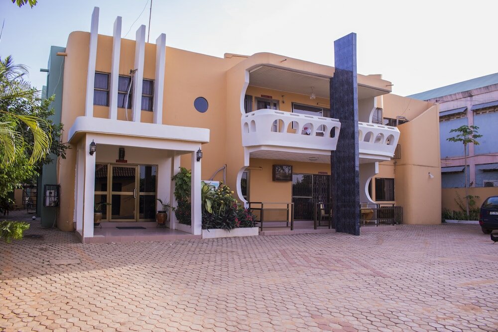 Фото отеля 1