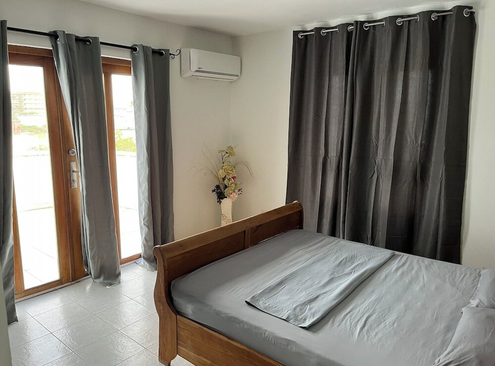 Фото Genesis Apartments