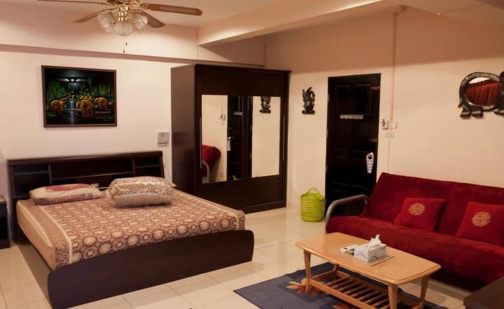 Фото Metro Apartments