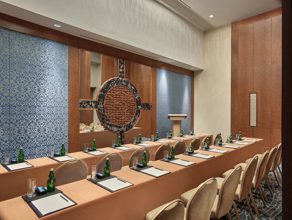 Фото Futian Shangri La Shenzhen