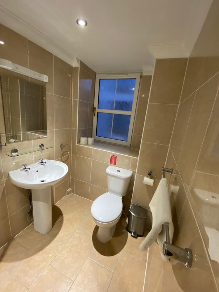 Фото Waverley Guest House