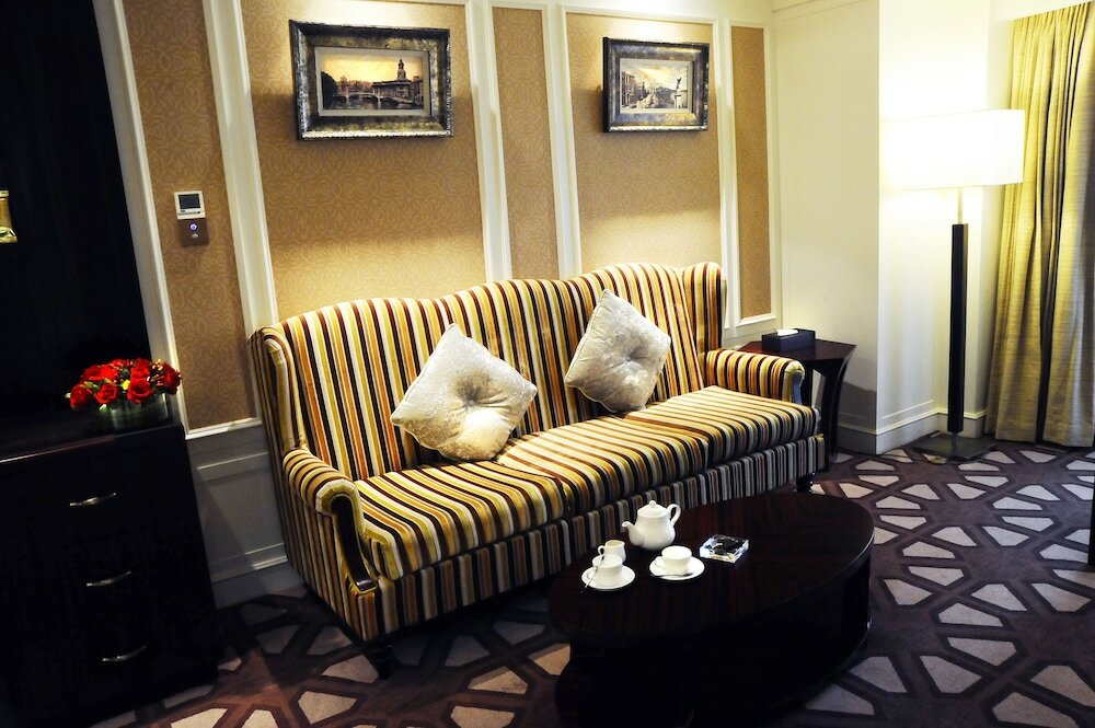 Фото Paramount Gallery Hotel