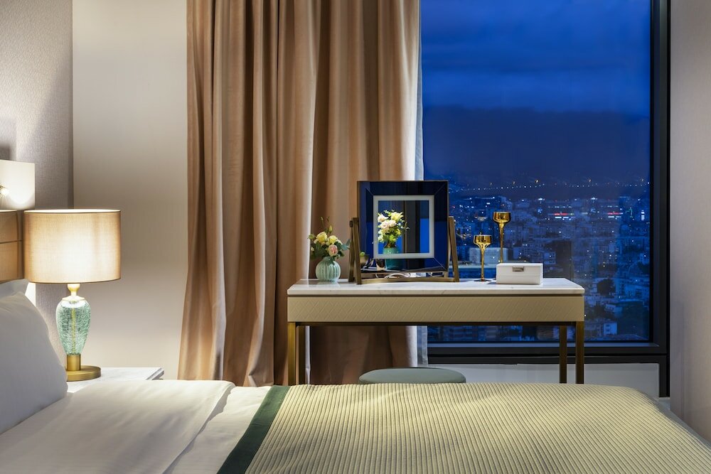 Фото Grand Hotel Millennium Sofia