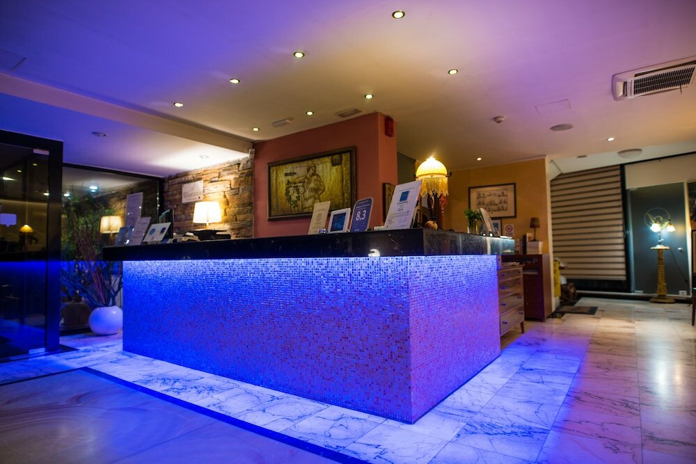 Фото Anastazia Luxury Suites & Rooms