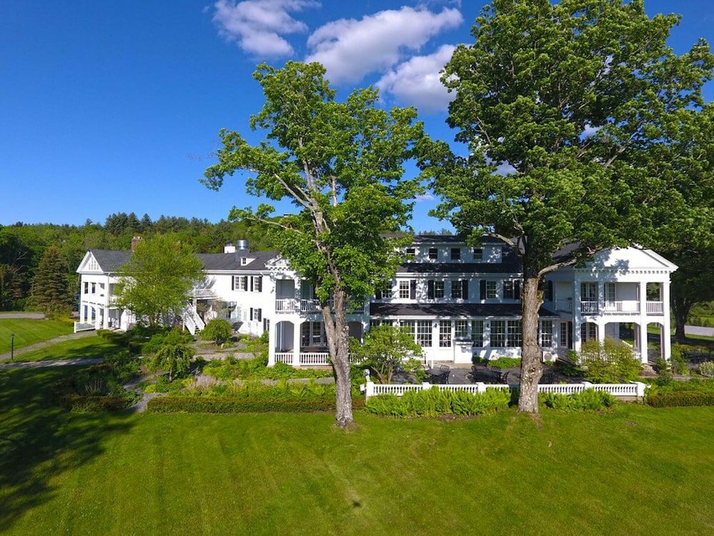 Фото The White House Inn