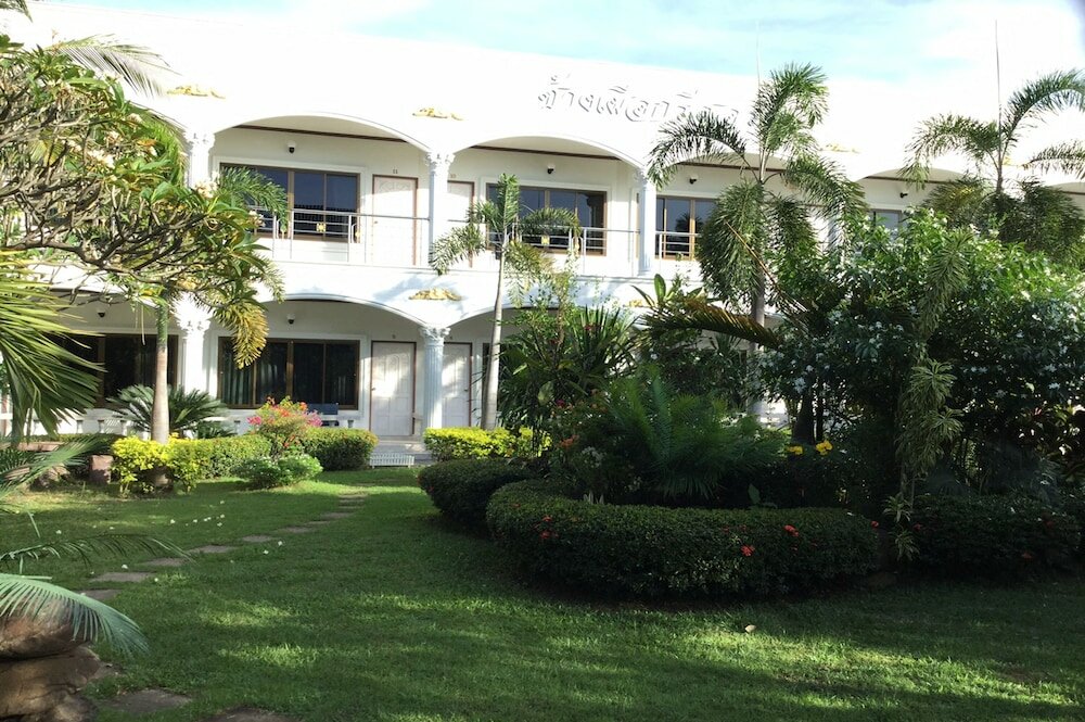 Фото White Elephant Resort