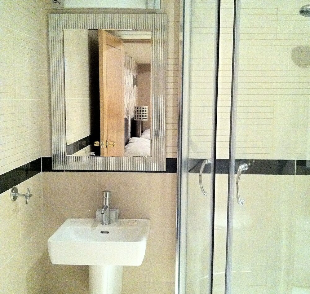 Фото Linden House Hotel