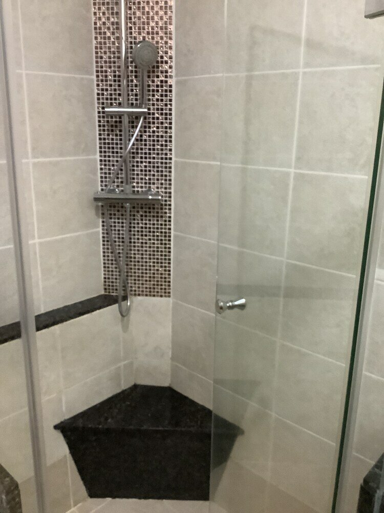 Фото The Whitehouse Condotel