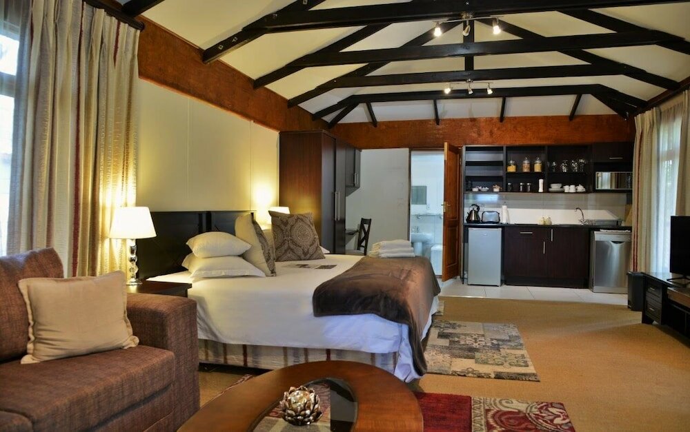 Фото Sand River Guest House