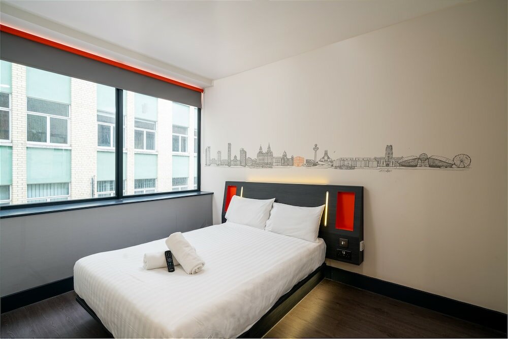 Фото EasyHotel Liverpool City Centre