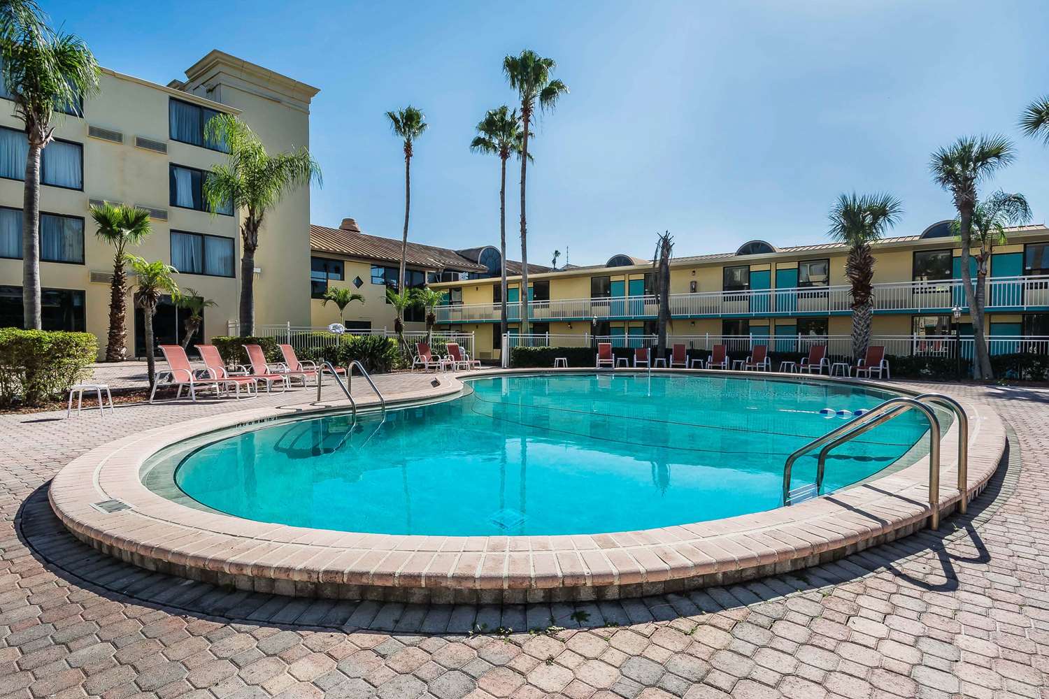 Фото Orlando International Airport Hotel