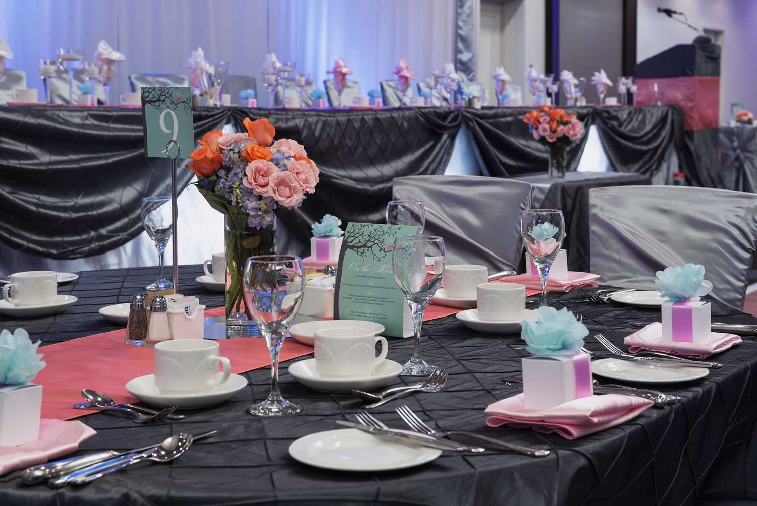 Фото Hilton Winnipeg Airport Suites