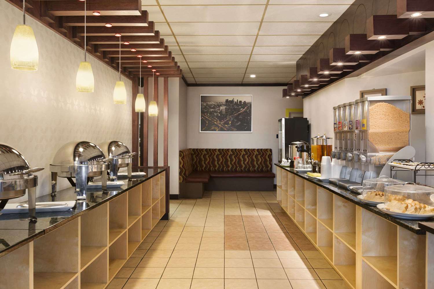 Фото Days Inn Vermilion