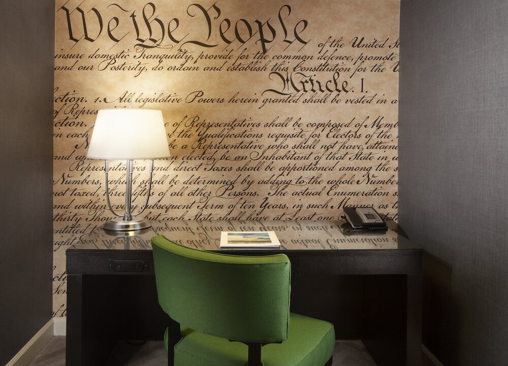 Фото Melrose Georgetown Hotel