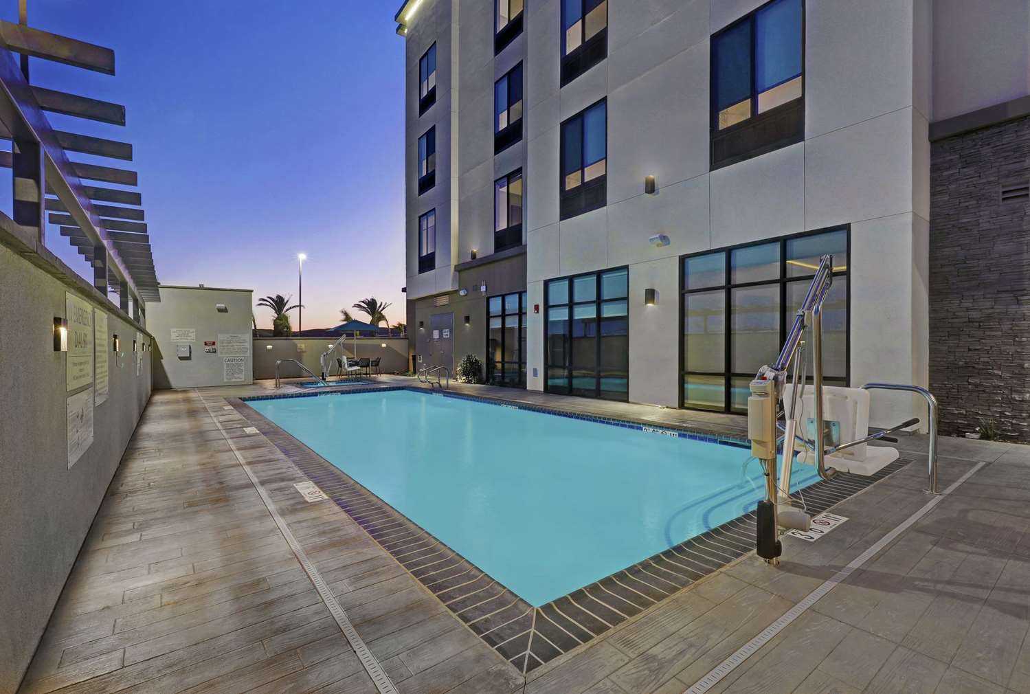 Фото Hampton Inn Patterson