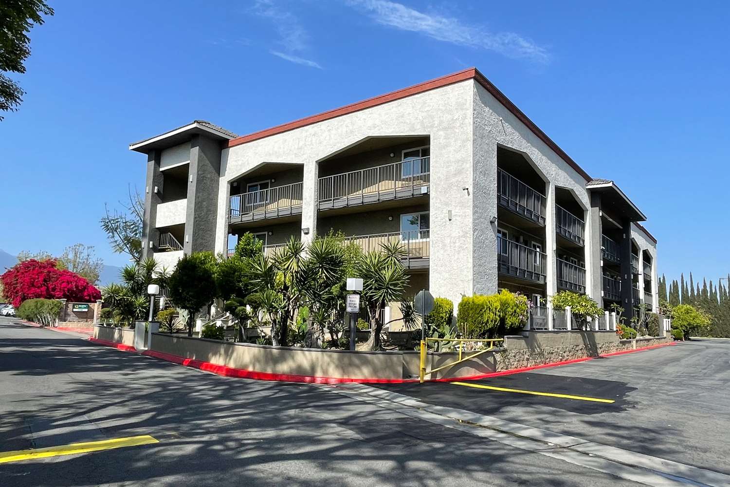Фото Quality Inn Ontario Airport Convention Center