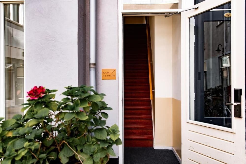 Фото Ambassador City Centre Hotel