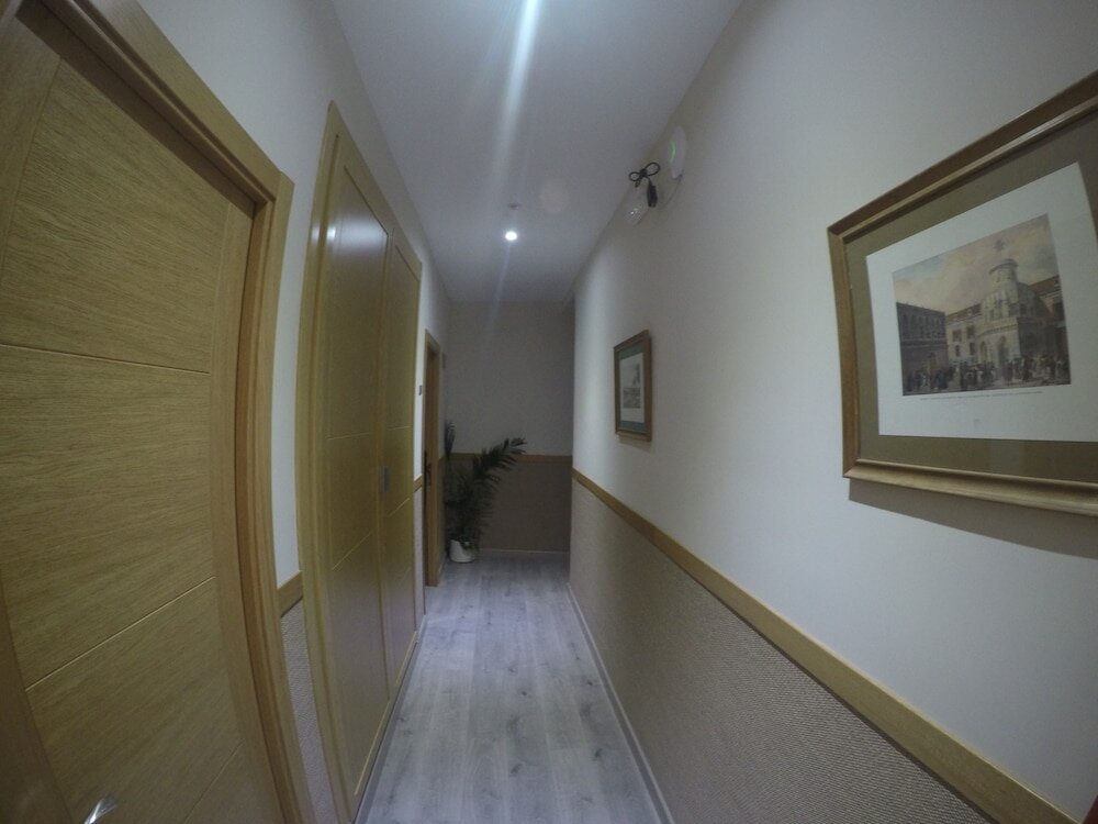 Фото Hostal El Pilar