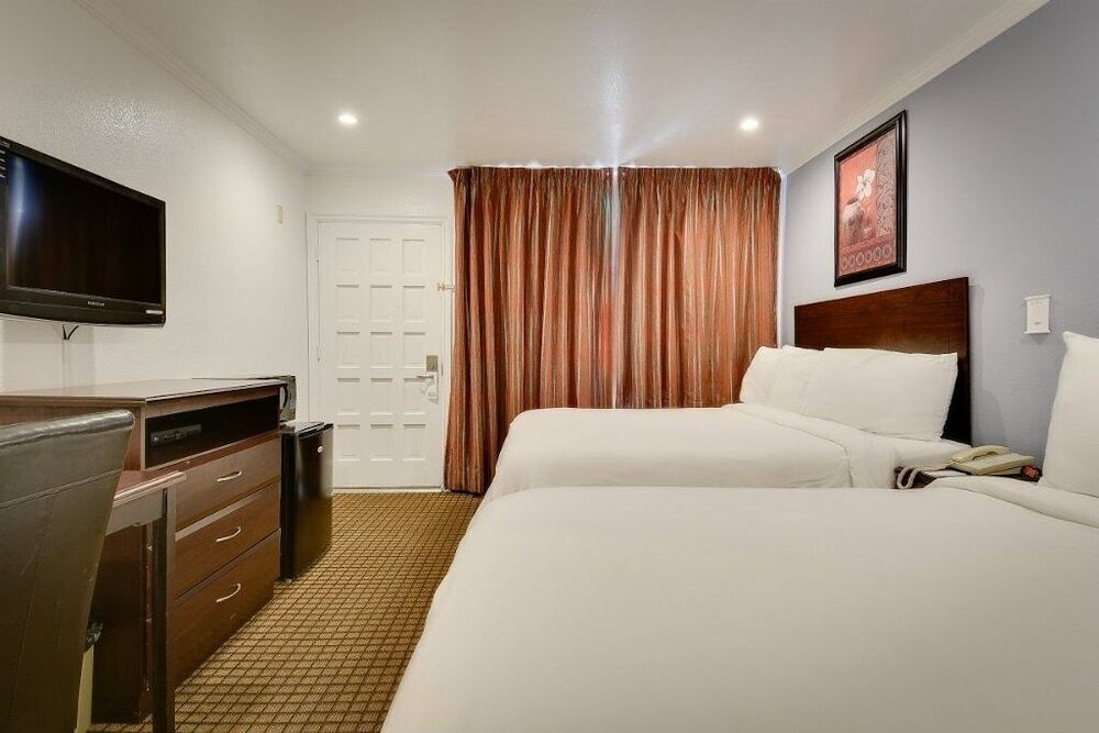 Фото Vagabond Inn San Pedro