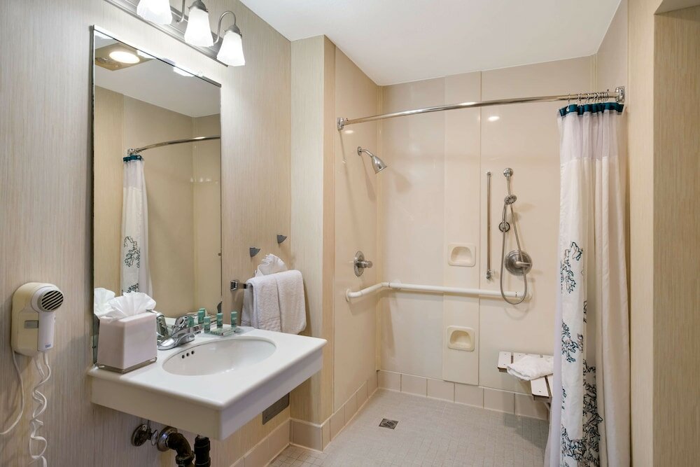 Фото SenS Suites Livermore, SureStay Collection by Best Western