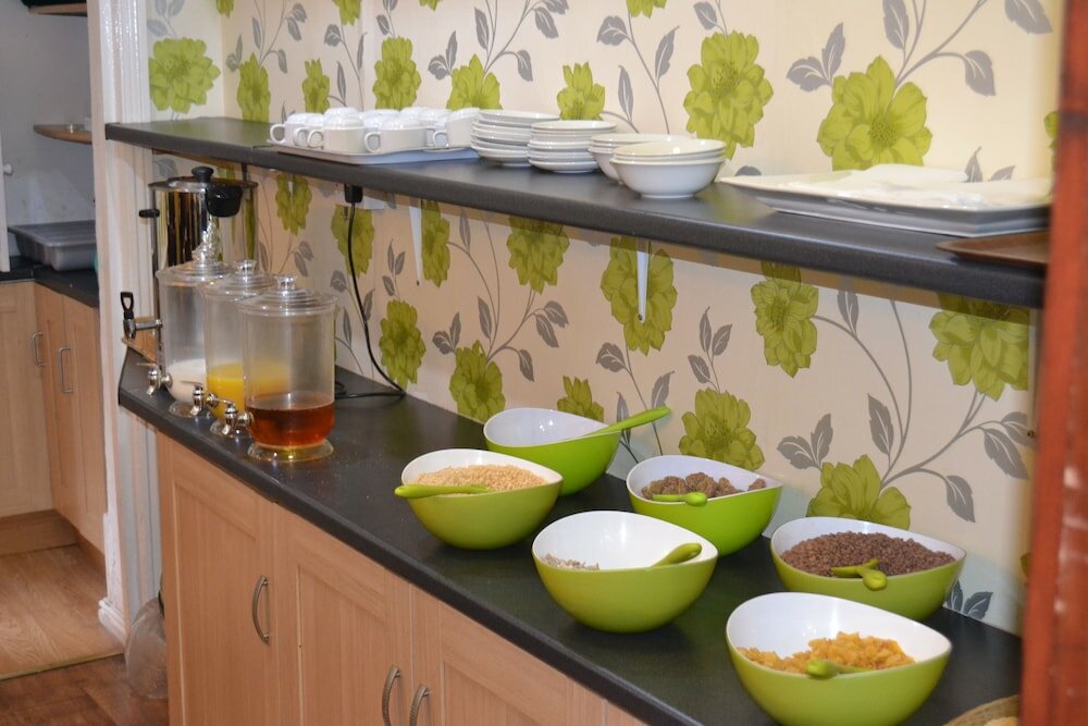 Фото Hyde Park Court Hotel