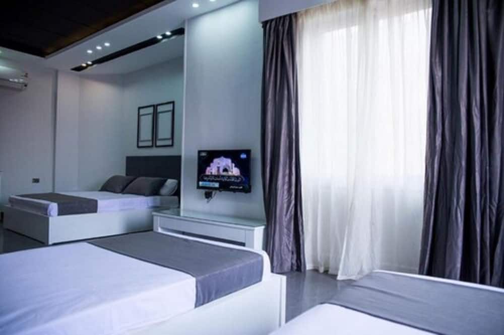 Фото Egyptian Night