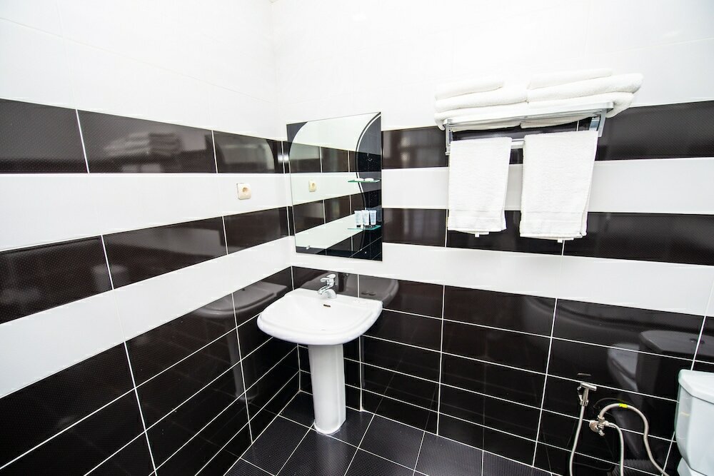 Фото Hotel Shine Palace