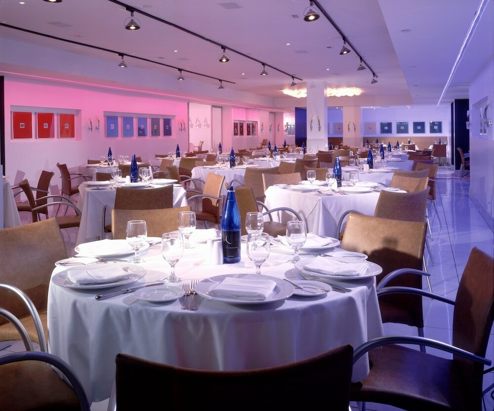 Фото Stewart Hotel