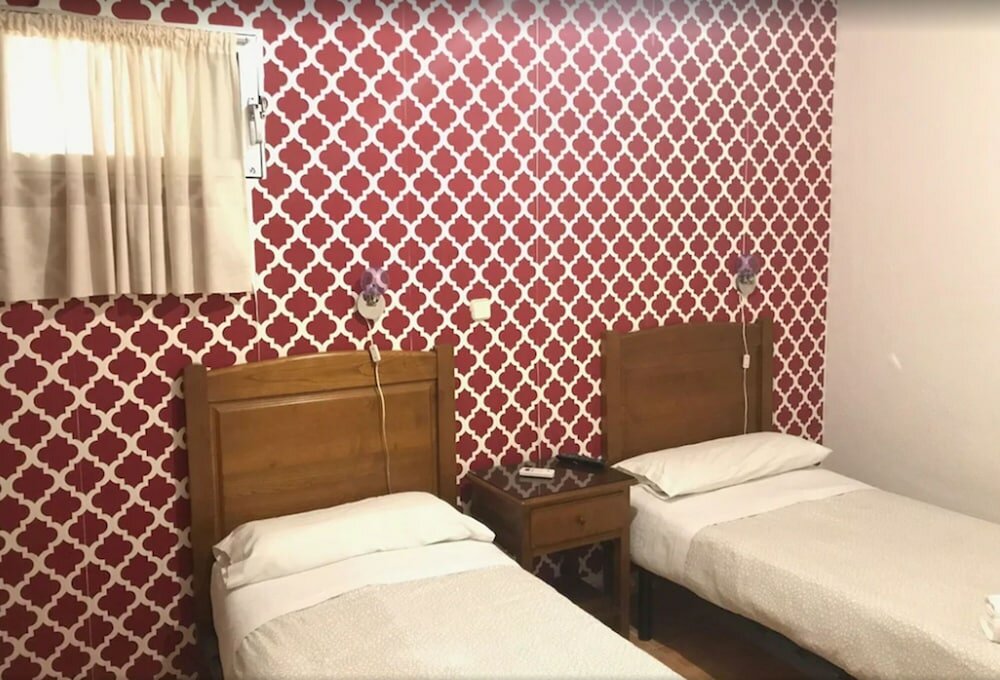 Фото Hostal Los Perales