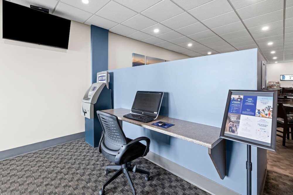 Фото Howard Johnson by Wyndham Thunder Bay