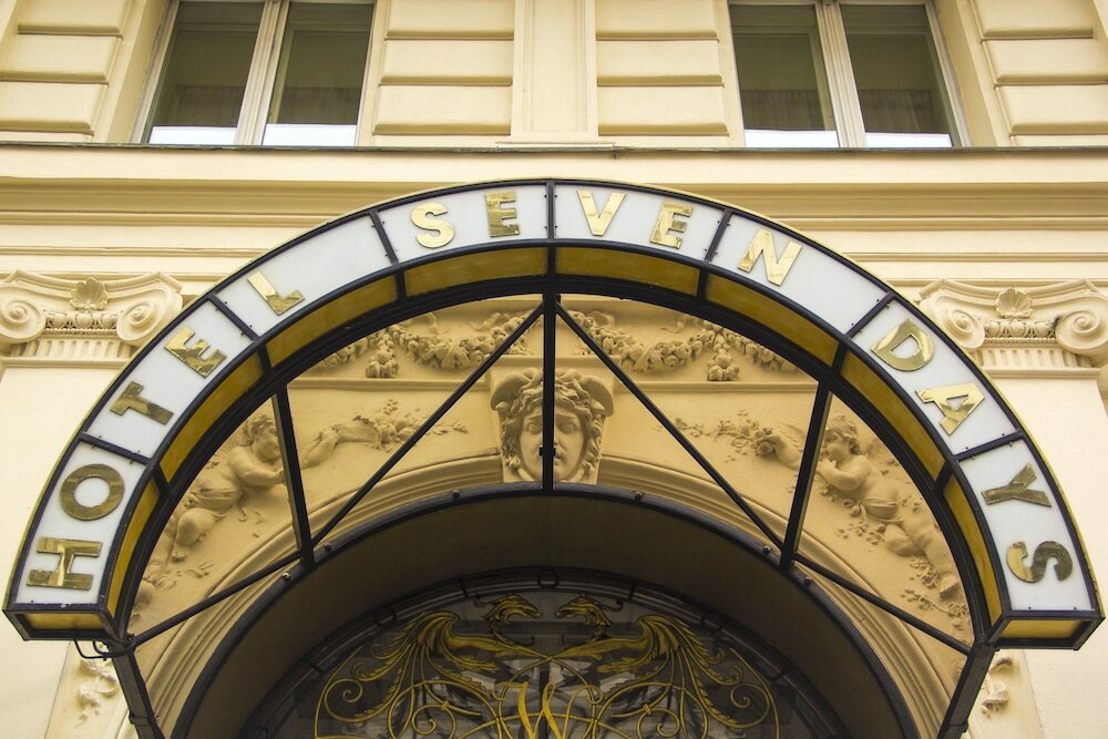 Фото Boutique Hotel Seven Days Prague 
