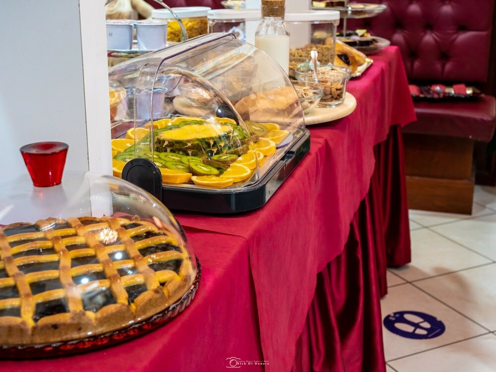 Фото Hotel Suite Caesar