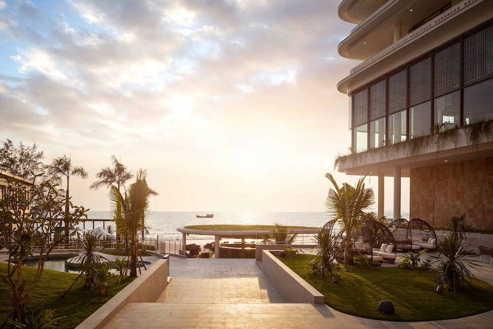 Фото Novotel Sihanoukville Holiday Resort