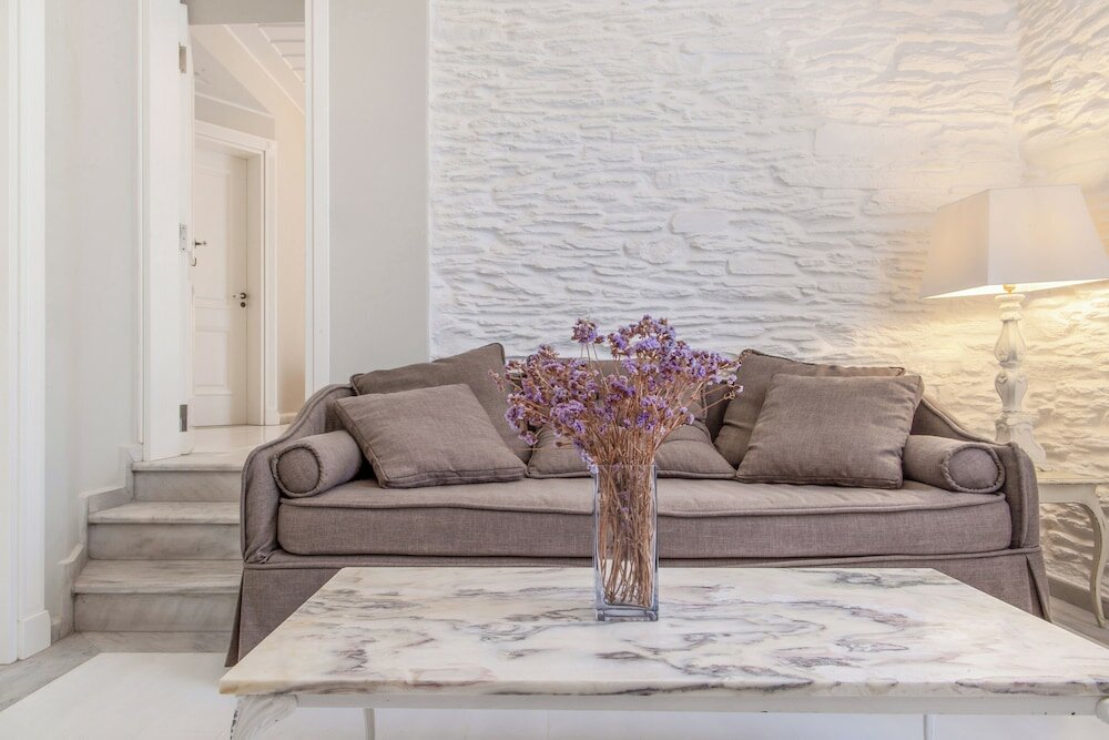 Фото Micra Anglia Boutique Hotel & SPA