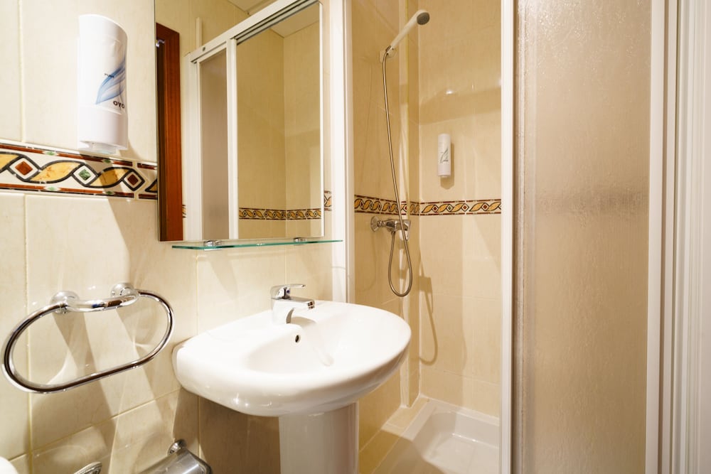 Фото La Perla Granada Suites