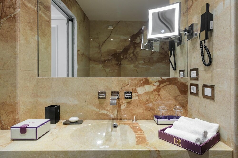 Фото Grand Hotel Des Ètrangers