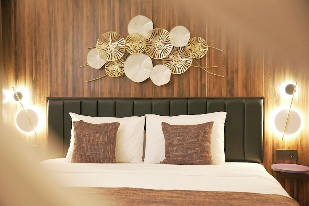 Фото Oak Tree Urban Jakarta